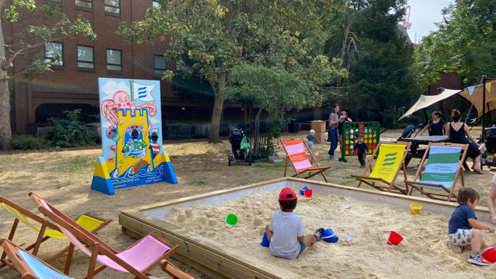 sandpit and deckchairs in memorial gardens kingston